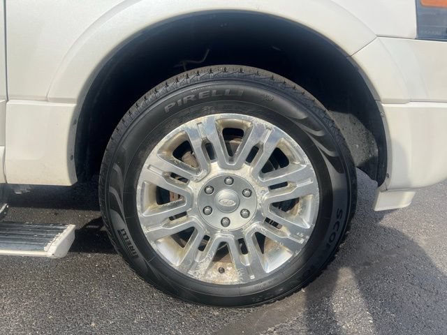 Used 2012 Ford Expedition Limited AWD/4WD image 24