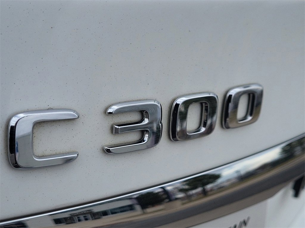 Used 2018 Mercedes-Benz C 300 4MATIC Sedan w/ Premium Package image 15