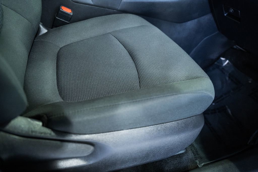 Used 2024 Toyota RAV4 LE image 29