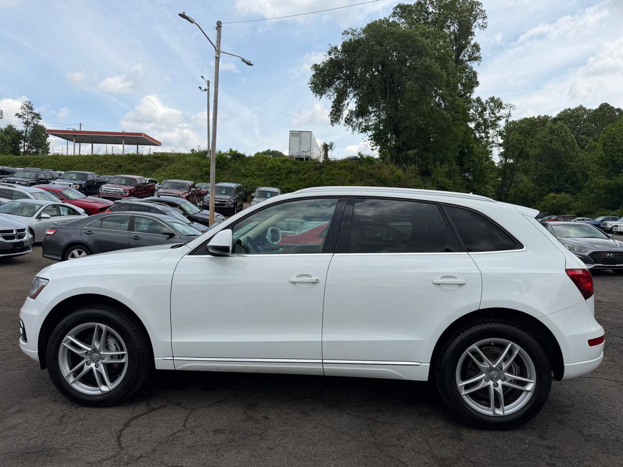 Used 2013 Audi Q5 2.0T Premium Plus w/ Premium Plus Pkg AWD/4WD image 8