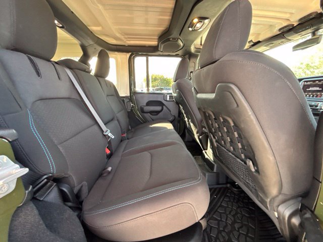 Used 2023 Jeep Wrangler Unlimited Rubicon 4xe AWD/4WD image 12