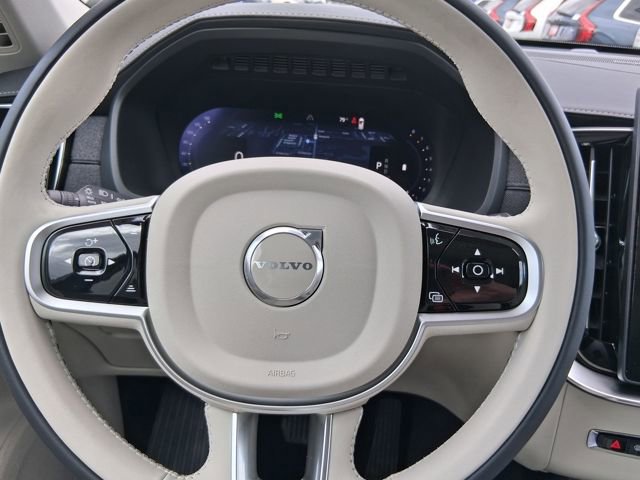 New 2026 Volvo XC90 B6 Ultra w/ Protection Package AWD/4WD image 8