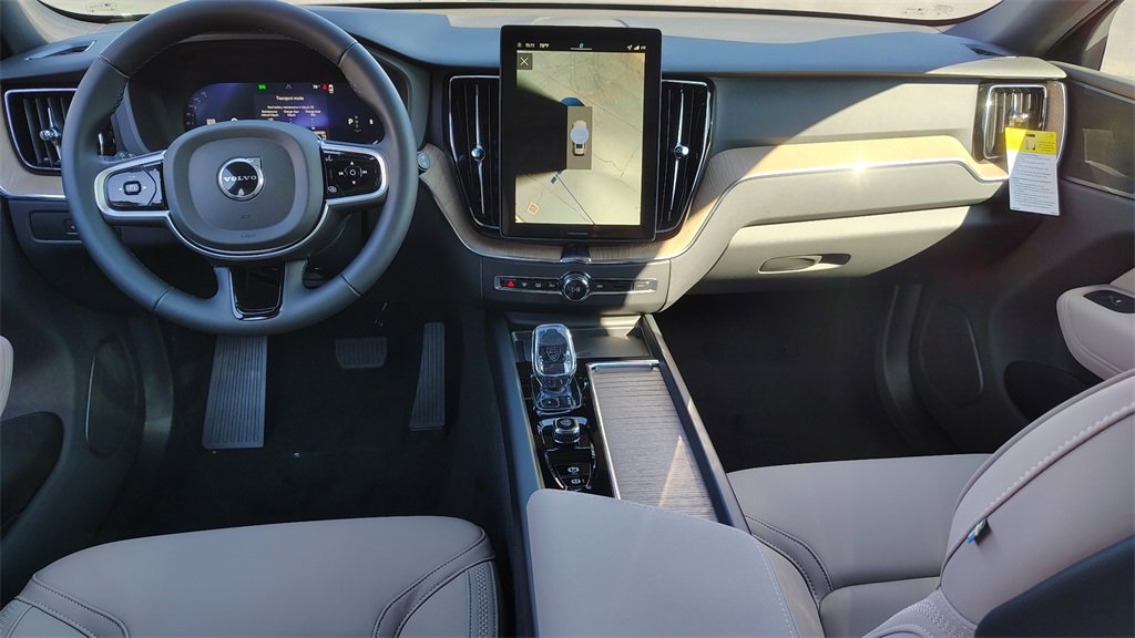 New 2026 Volvo XC60 B5 Plus w/ Climate Package image 12