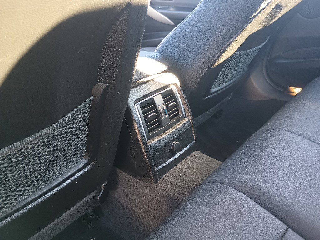 Used 2018 BMW 320i xDrive Sedan image 20