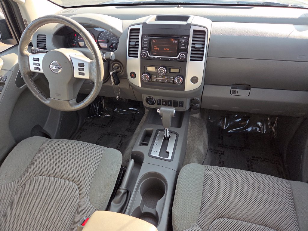 Used 2016 Nissan Frontier SV w/ SV Value Truck Package AWD/4WD image 26