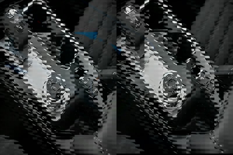 New 2026 Mitsubishi Outlander SE image 26