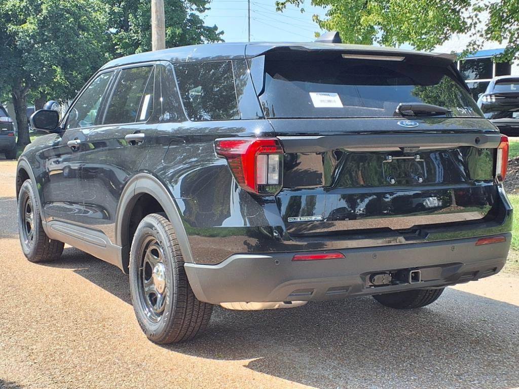 New 2025 Ford Explorer 4WD Police Interceptor image 4