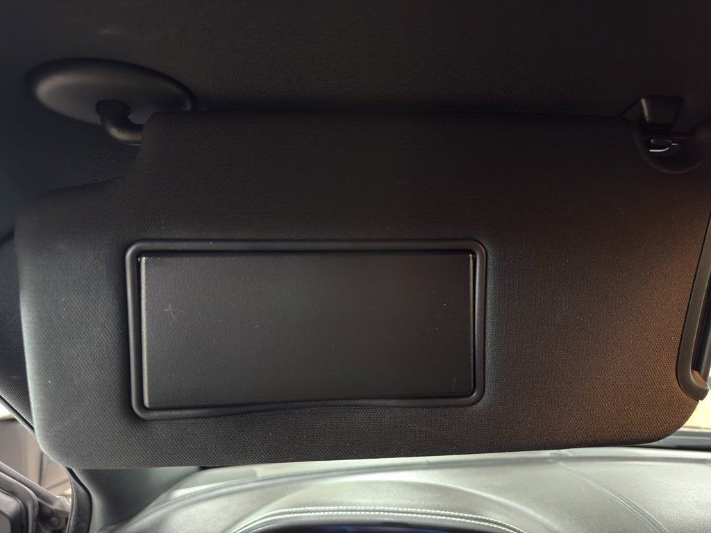 Used 2023 Chrysler 300 C image 21