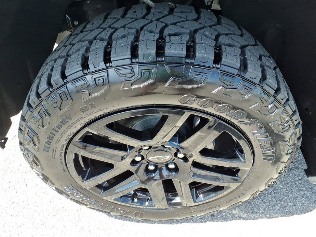 Used 2023 Chevrolet Silverado 1500 LT Trail Boss AWD/4WD image 11