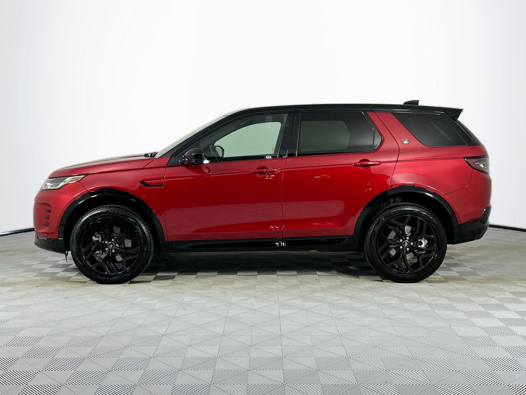 Used 2026 Land Rover Discovery Sport Landmark AWD/4WD image 8