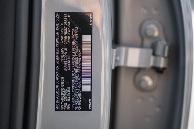 Certified 2025 Volvo XC90 B6 Plus w/ Protection Package Premier AWD/4WD image 41