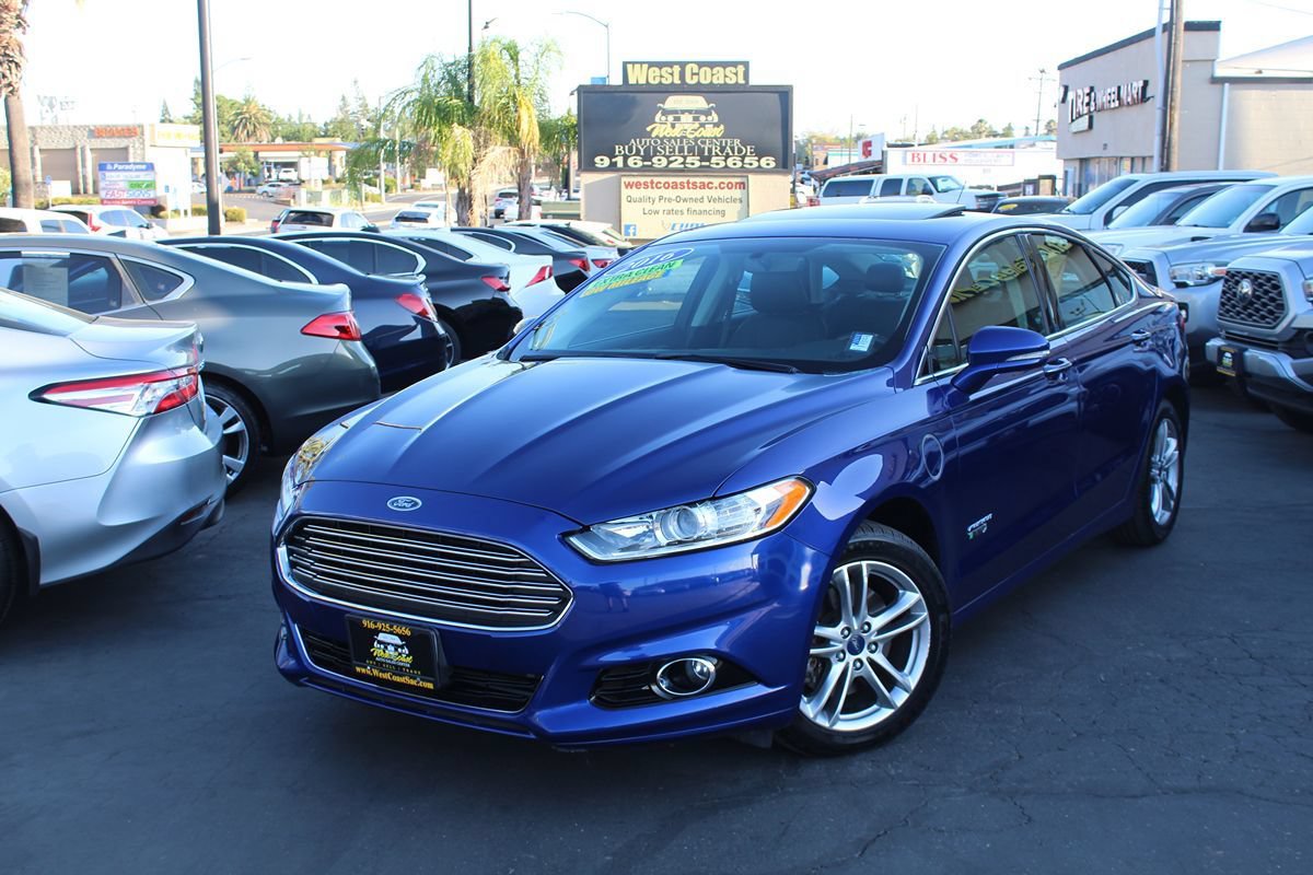 Used 2016 Ford Fusion Energi Titanium FWD image 42