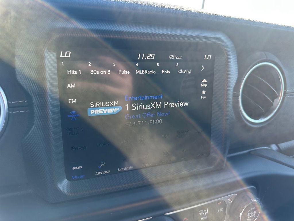 Used 2022 Jeep Wrangler Unlimited Sahara w/ Cold Weather Group image 19