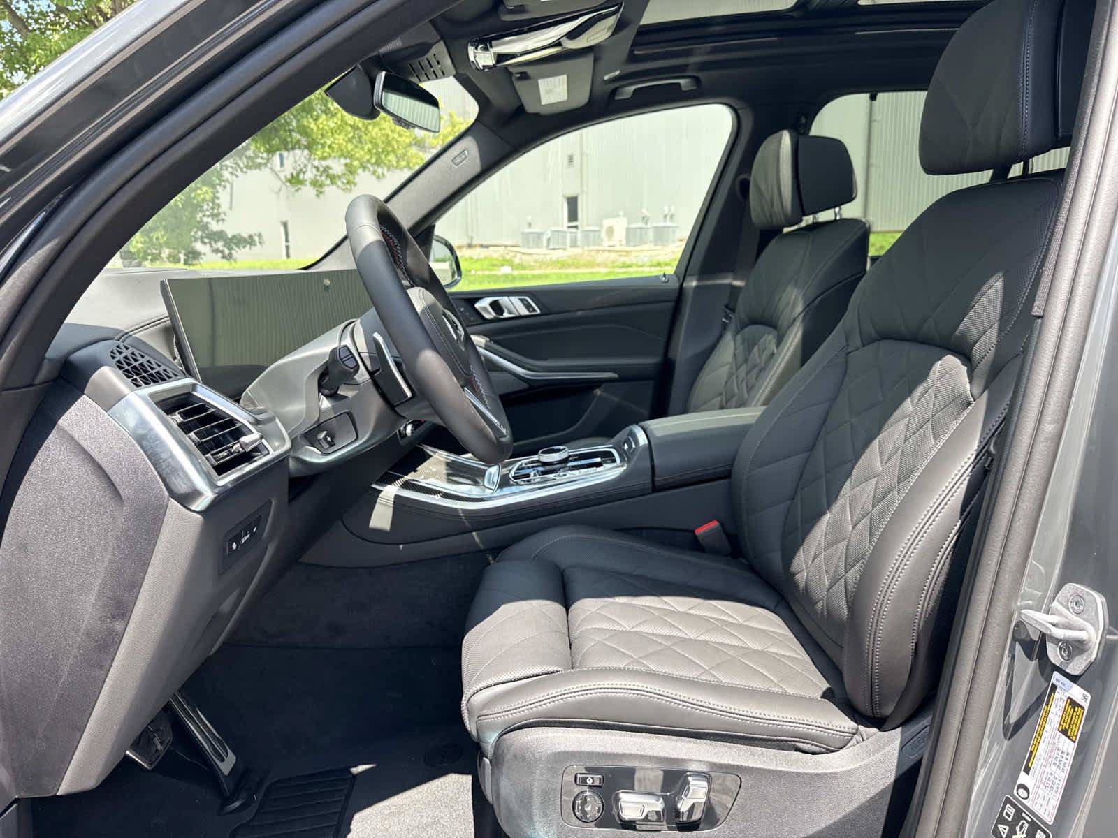 New 2026 BMW X5 M60i AWD/4WD image 14