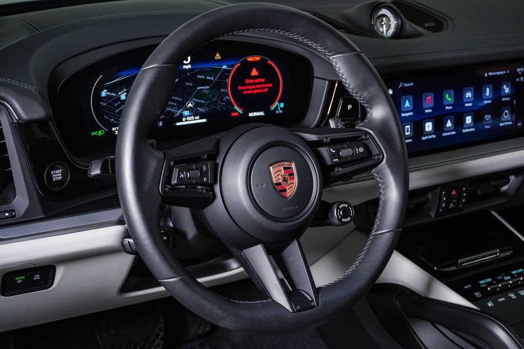Certified 2026 Porsche Cayenne Coupe AWD/4WD image 18