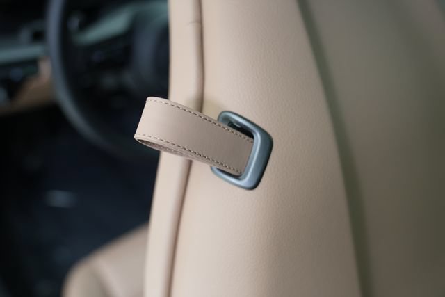 Certified 2023 Porsche 911 Carrera RWD image 31