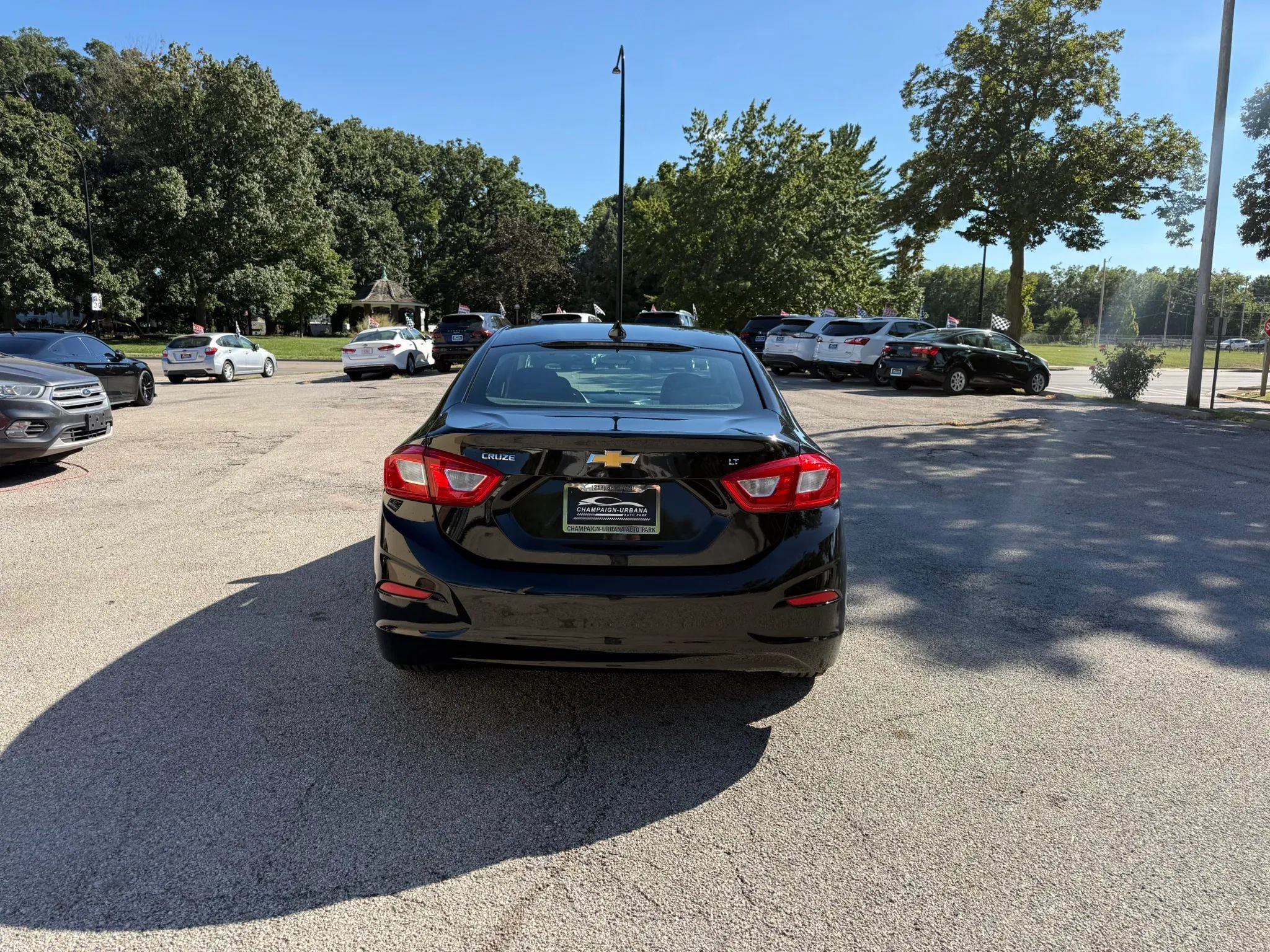 Used 2016 Chevrolet Cruze LT FWD image 6