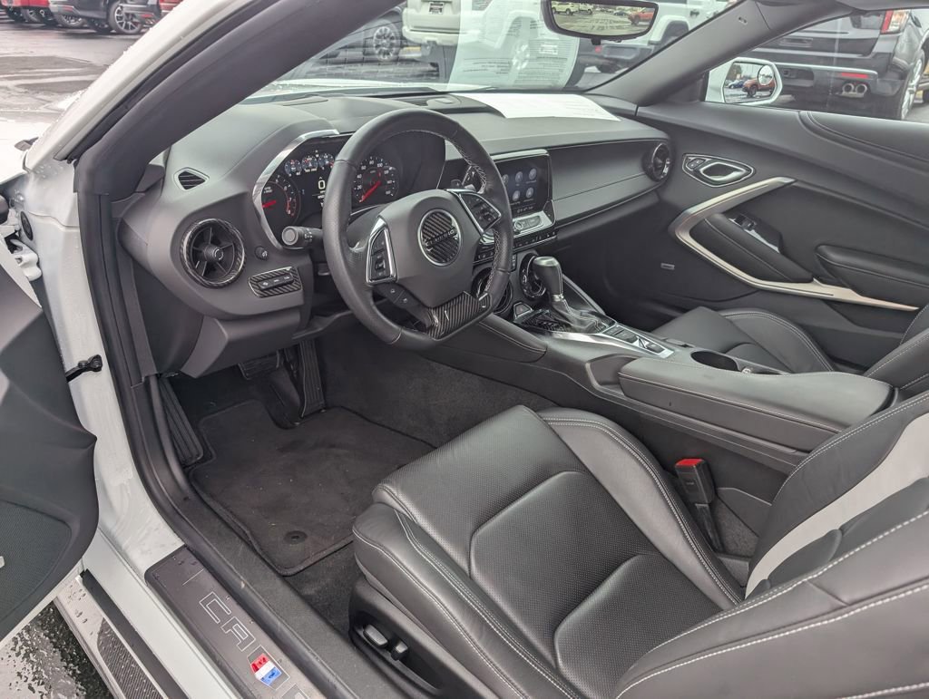 Used 2024 Chevrolet Camaro LT w/ RS Package image 10
