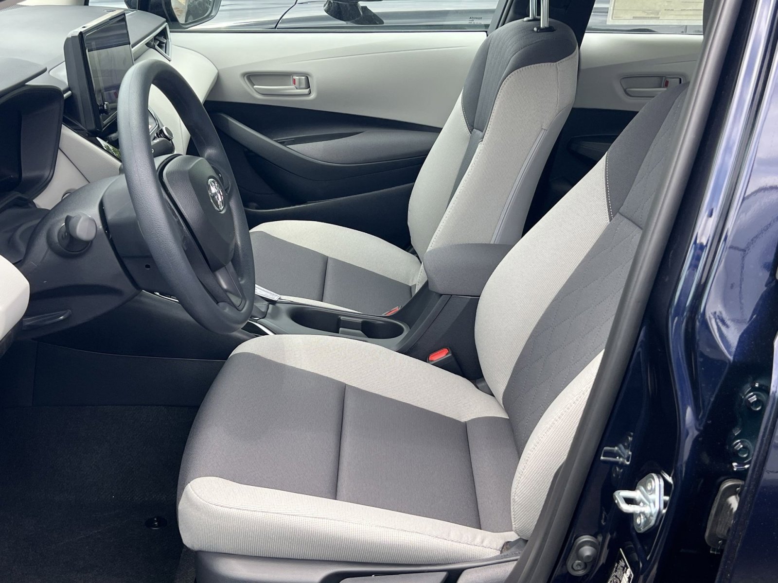 New 2026 Toyota Corolla LE FWD image 7