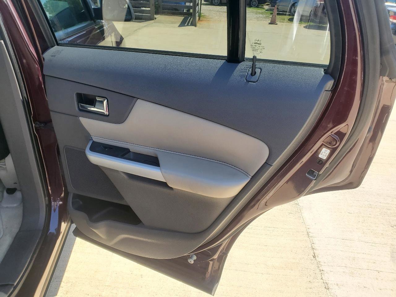 Used 2011 Ford Edge SE w/ 101A Rapid Spec Order Code FWD image 8