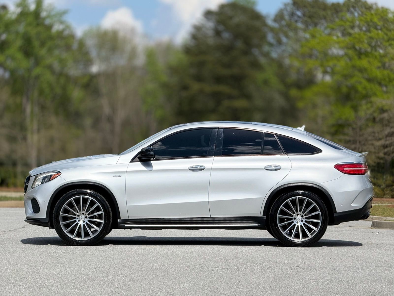 Used 2019 Mercedes-Benz GLE 43 AMG 4MATIC Coupe image 9