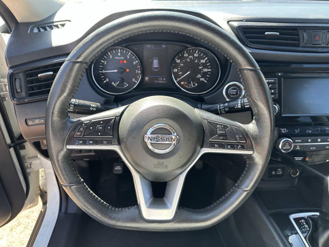 Used 2019 Nissan Rogue SV FWD image 13