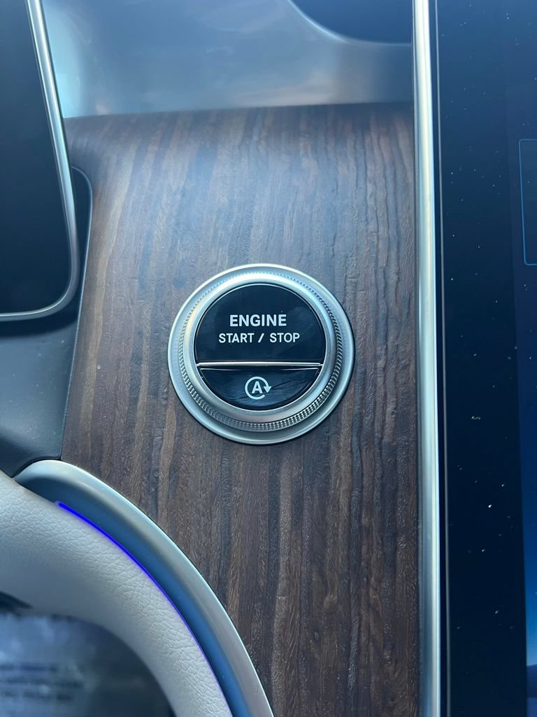 New 2026 Mercedes-Benz GLC 300 4MATIC image 12