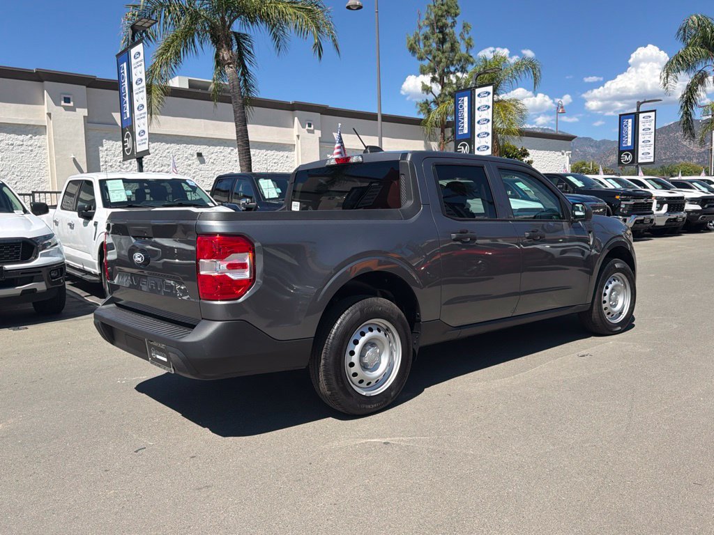 Certified 2025 Ford Maverick XL FWD image 13