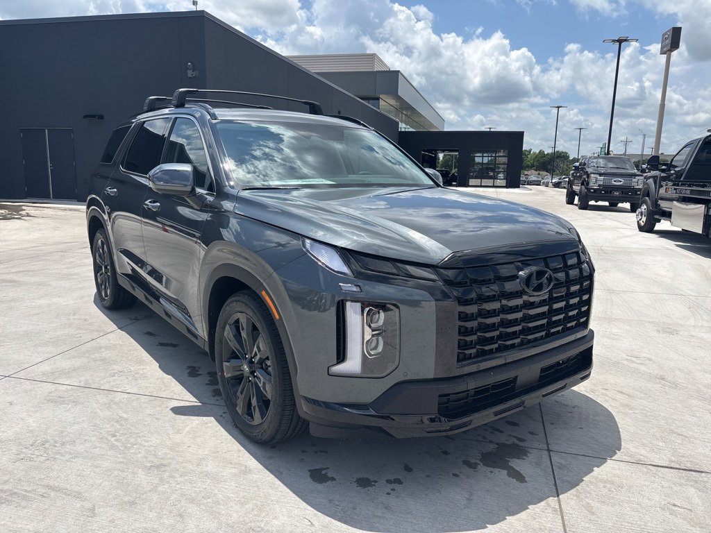 New 2025 Hyundai Palisade XRT image 3