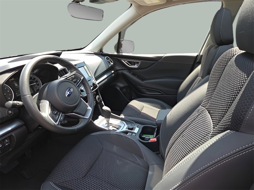 Used 2023 Subaru Forester Premium image 9