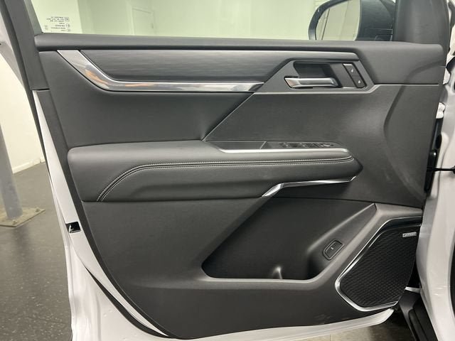 New 2026 GMC Acadia Elevation w/ Elevation Premium Package AWD/4WD image 22