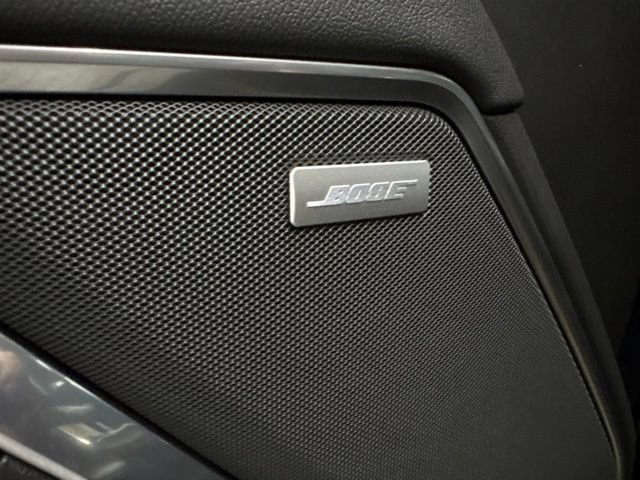 Used 2022 Chevrolet Silverado 1500 LTZ w/ LTZ Convenience Package II AWD/4WD image 36