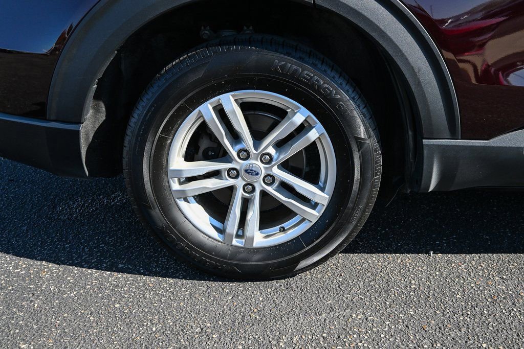 Certified 2023 Ford Explorer XLT w/ Equipment Group 202A image 14