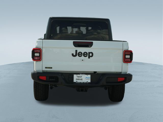 Used 2022 Jeep Gladiator Sport AWD/4WD image 8