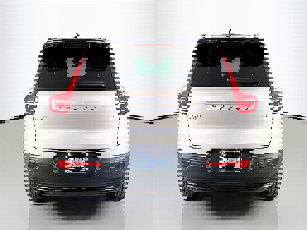 Certified 2024 Volvo XC40 Recharge Plus w/ Protection Package Premier image 6