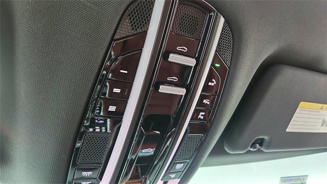 Used 2023 Porsche Panamera Platinum Edition image 54