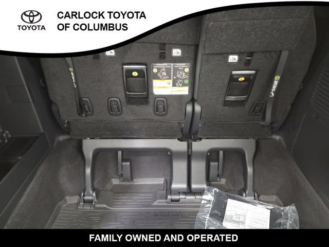 New 2026 Toyota Sienna XLE Woodland Edition AWD/4WD image 17