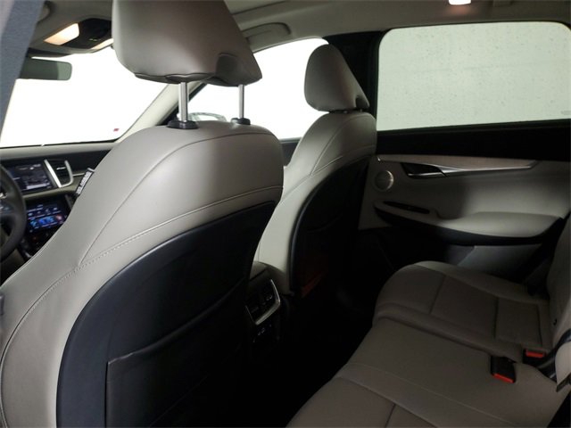 Used 2023 INFINITI QX50 Sensory image 10