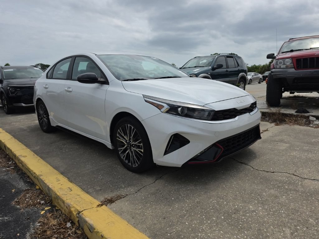 Certified 2022 Kia Forte GT-Line