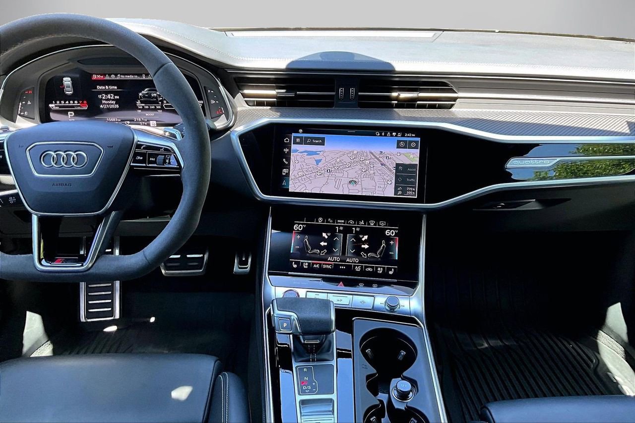 Used 2024 Audi RS 7 Performance AWD/4WD image 12