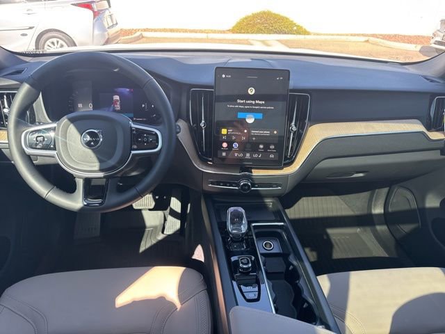 New 2026 Volvo XC60 B5 Plus w/ Protection Package Premier image 24