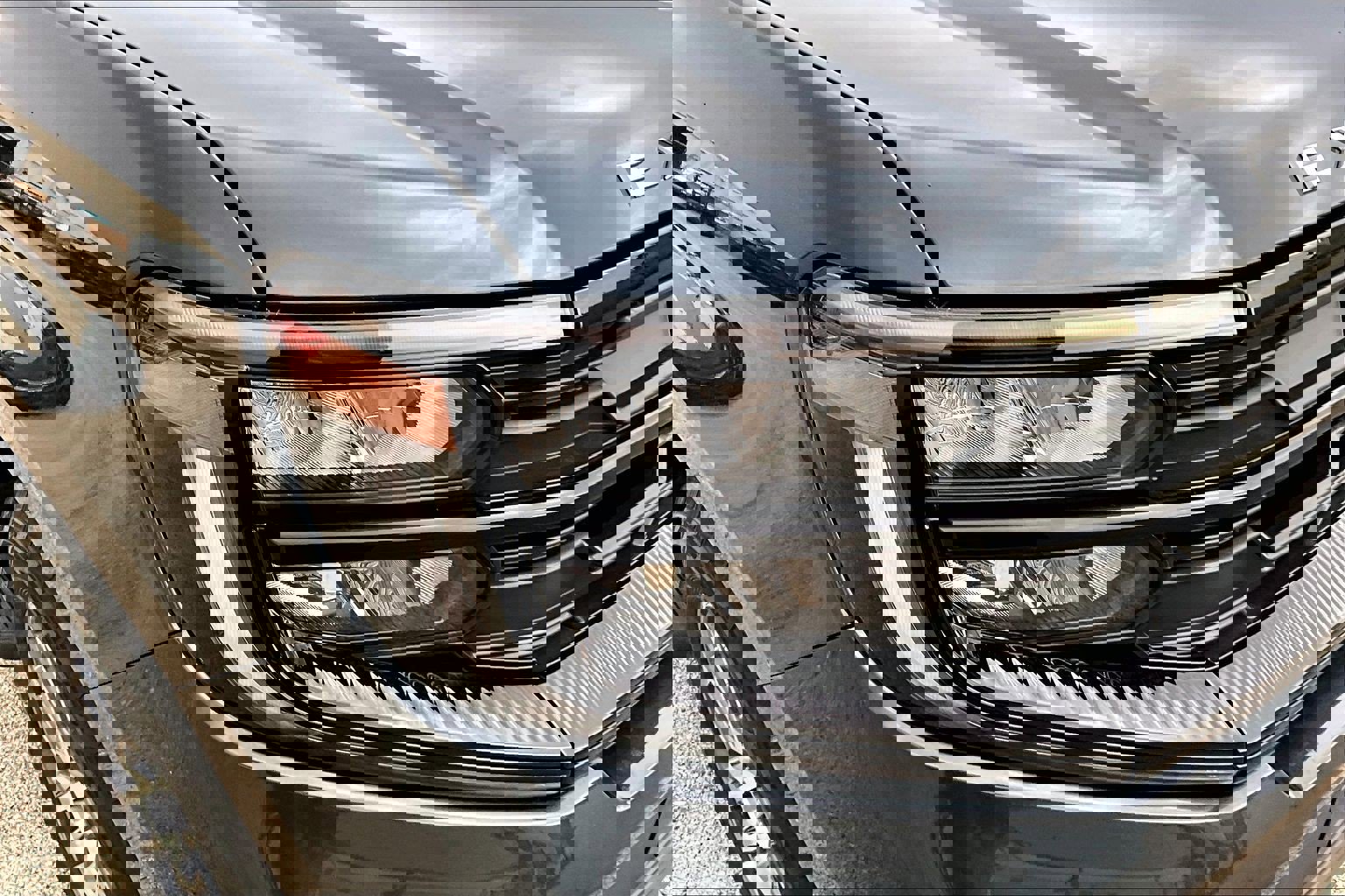 Used 2025 Ford Expedition Active image 28