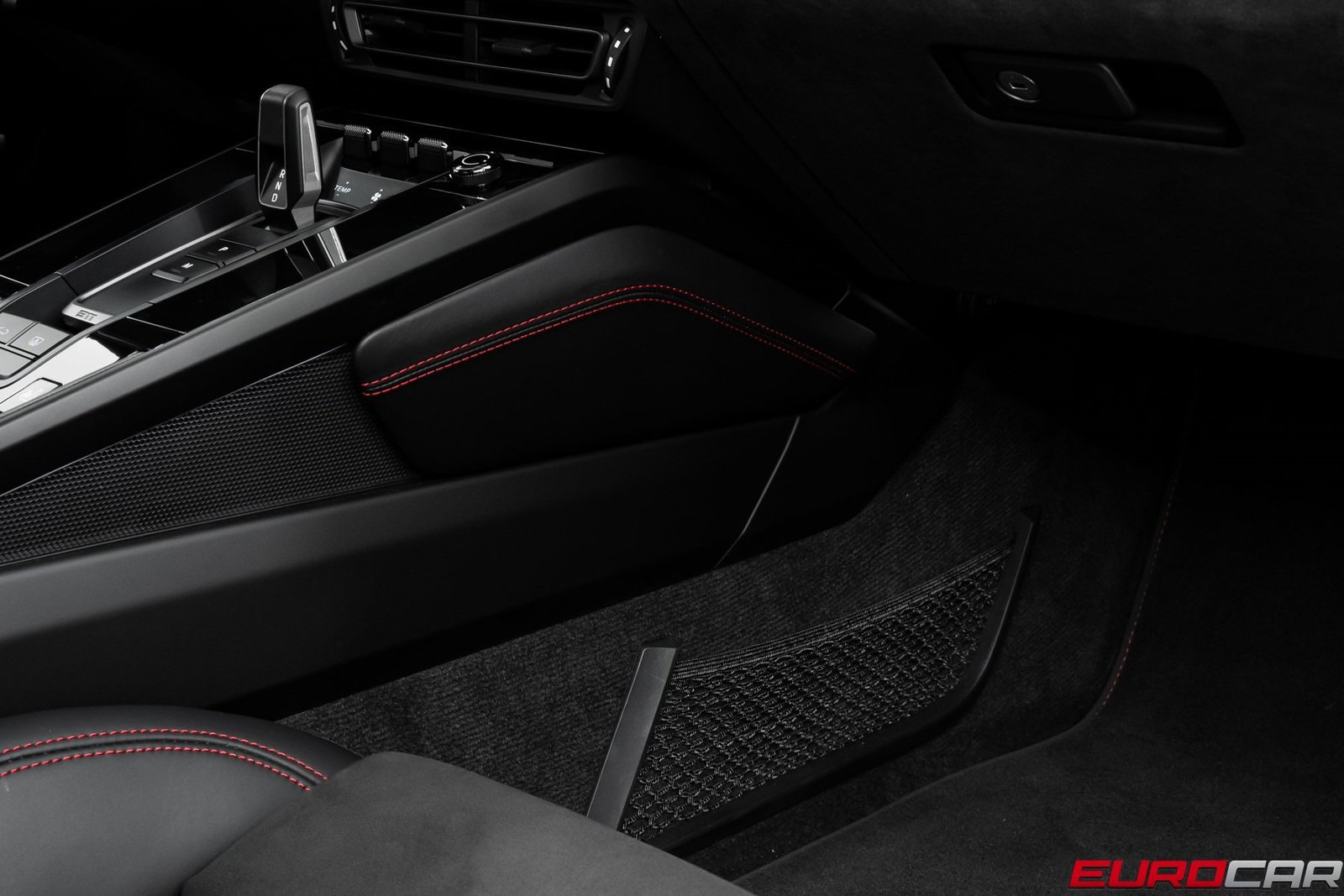 Used 2024 Porsche 911 Carrera GTS w/ Premium Package image 36