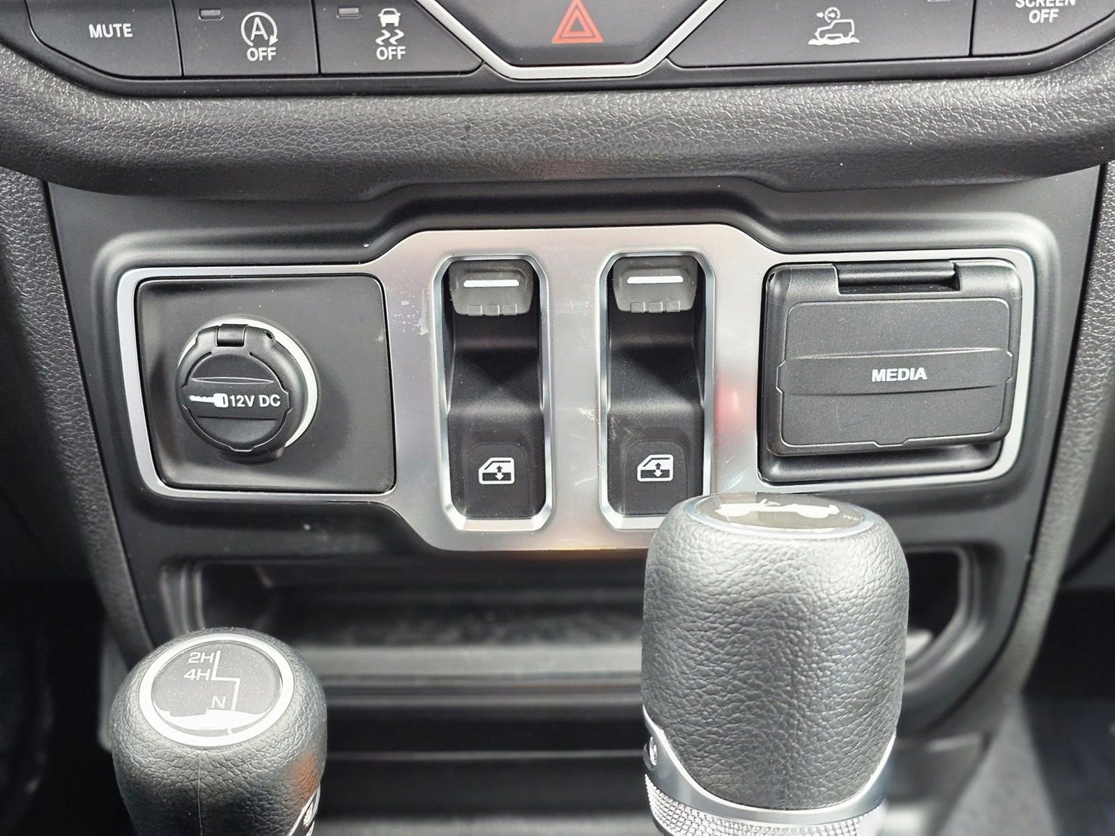 New 2026 Jeep Wrangler Sport AWD/4WD image 21