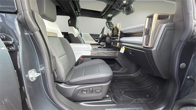 New 2025 GMC Hummer EV 2X image 6