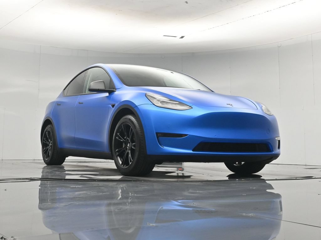 Used 2022 Tesla Model Y Long Range AWD/4WD image 45