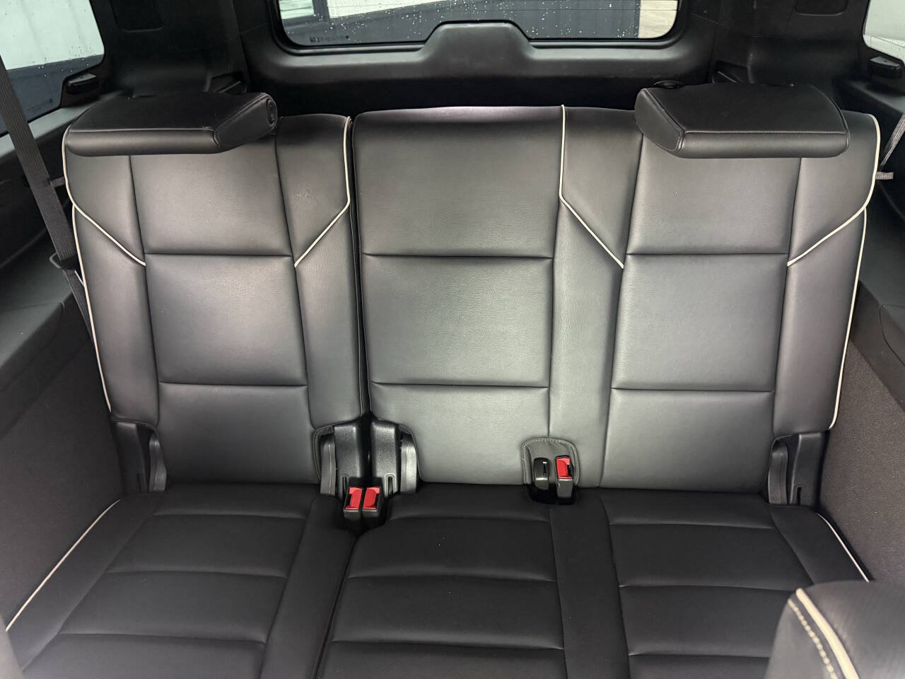 Used 2023 Cadillac Escalade ESV Sport AWD/4WD image 16