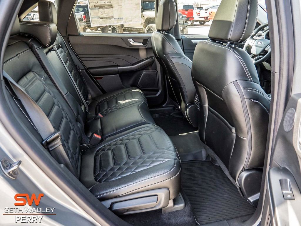 Used 2024 Ford Escape Premium w/ PHEV Premium Package image 19