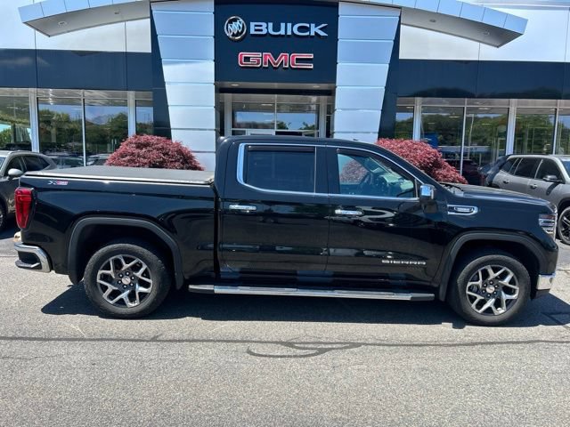 Used 2023 GMC Sierra 1500 SLT w/ SLT Premium Plus Package AWD/4WD image 2