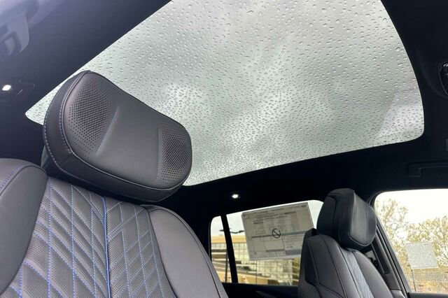 New 2025 Cadillac Escalade IQ Sport 1 w/ LPO, ONYX Package image 17